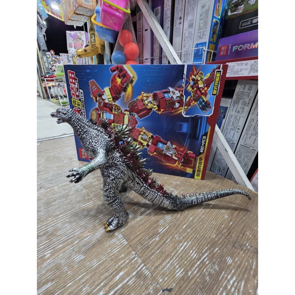 Gorila cao su có nhạc