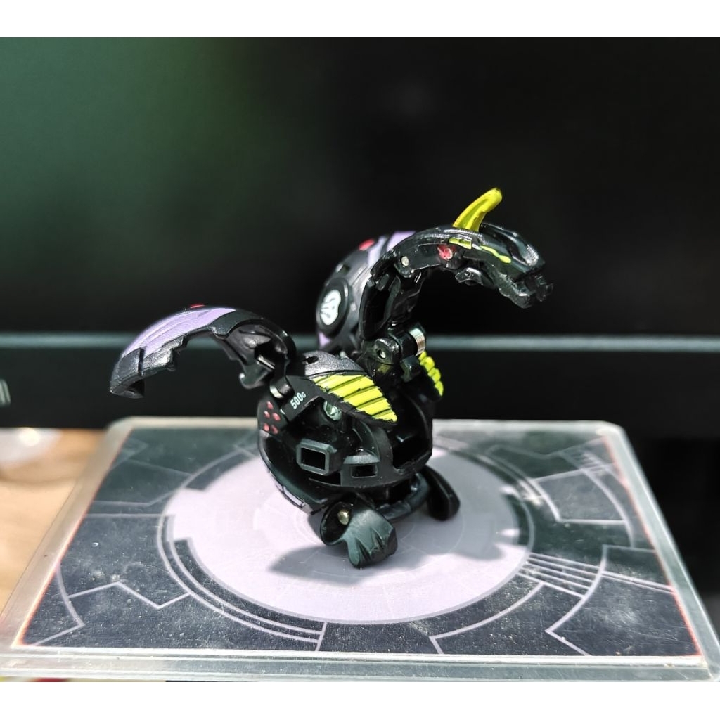 Bakugan Cyborg Helios