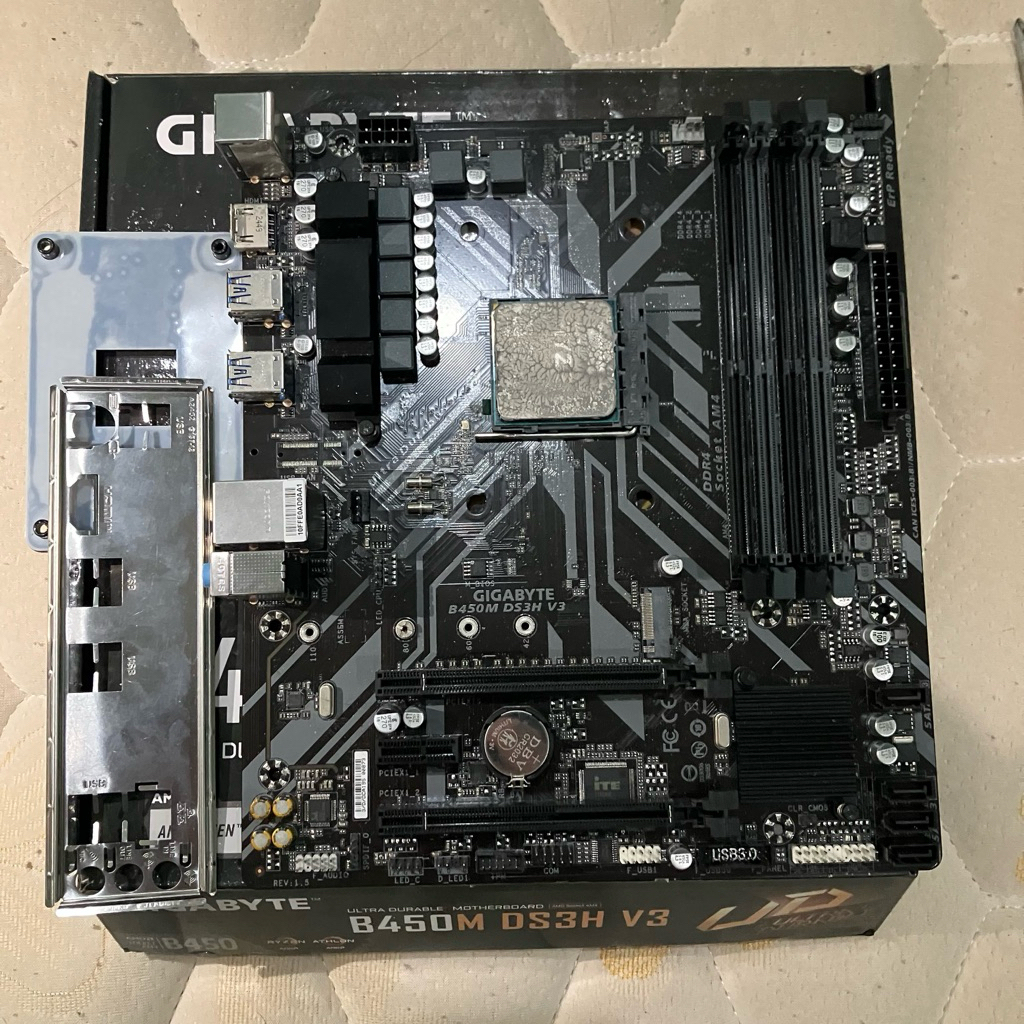 Thanh Lý Main Gigabyte B450M DS3H V3 4 khe ram, còn bảo hành