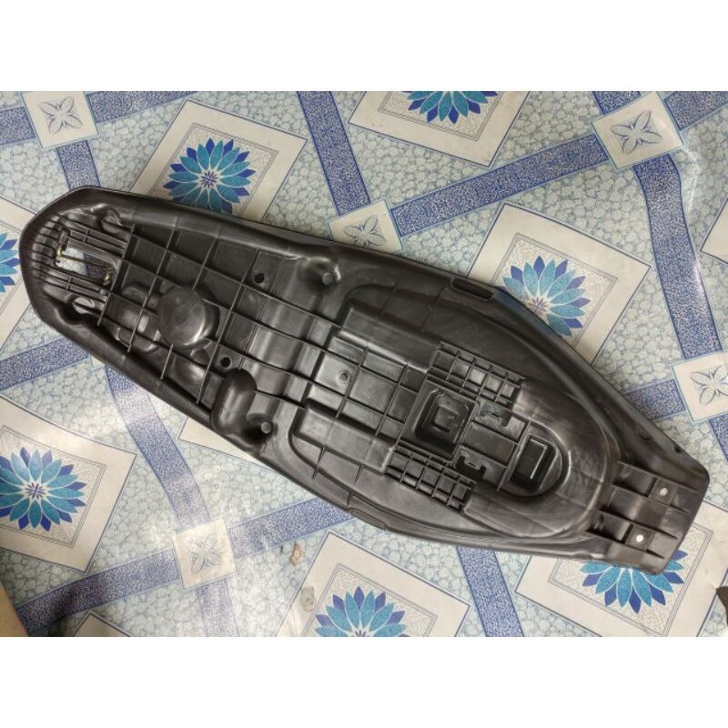 Đế nhựa yên xe yamaha Nouvo LX, Nouvo 4, Nouvo 5, Nouvo 6, Nouvo FI, Nouvo SX - TTS33