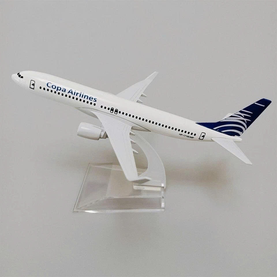 Máy bay mô hình B737 Copa Airlines 16cm