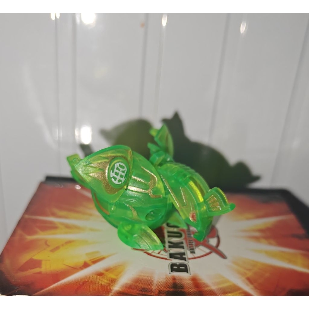 Bakugan B1 Translucent Neon Ventus Replica Cast Skyress (b1)