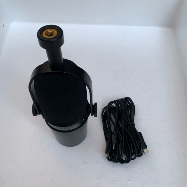 Micro Shure MV7 ( Micro Có Dây )
