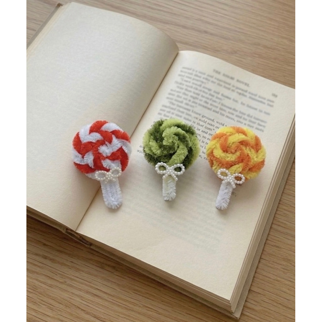 Kẹp tóc kẽm nhung handmade hình kẹo mút