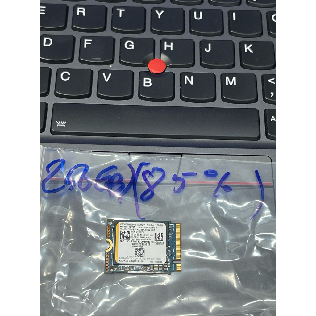 SSD 256GB 2230 Kioxia Nvme Gen 4x4 hàng tháo máy zin 100%, sức khoẻ Good