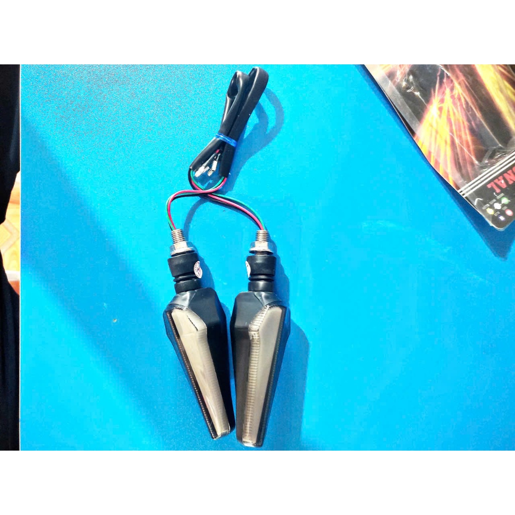 Cặp Xi Nhan L21 bản 12v lắp xe điện - Phụ Tùng Xe Điện