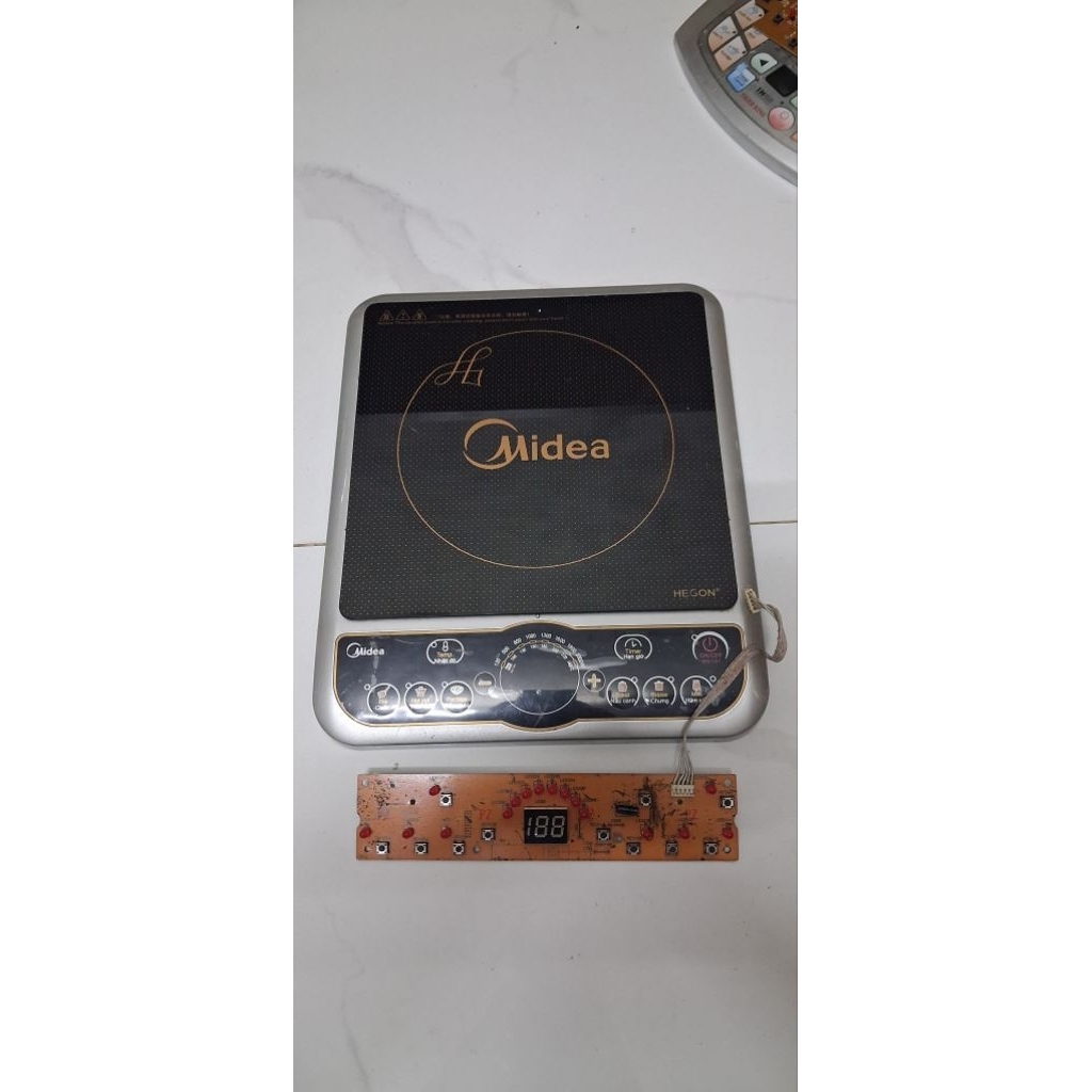 Mạch hiển thị bếp từ Midea