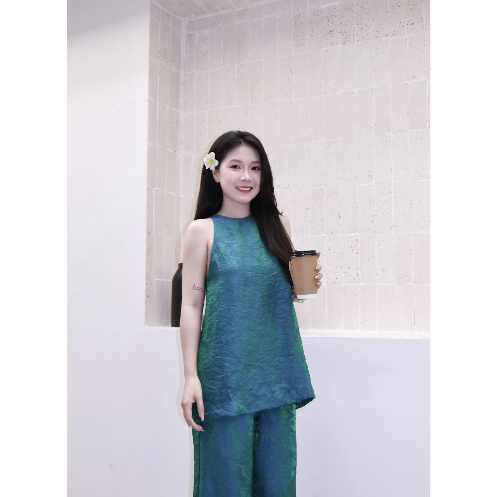 LYC FASHION - Thanh Chi Set Yếm Kèm Quần Ống Rộng | BigBuy360 - bigbuy360.vn