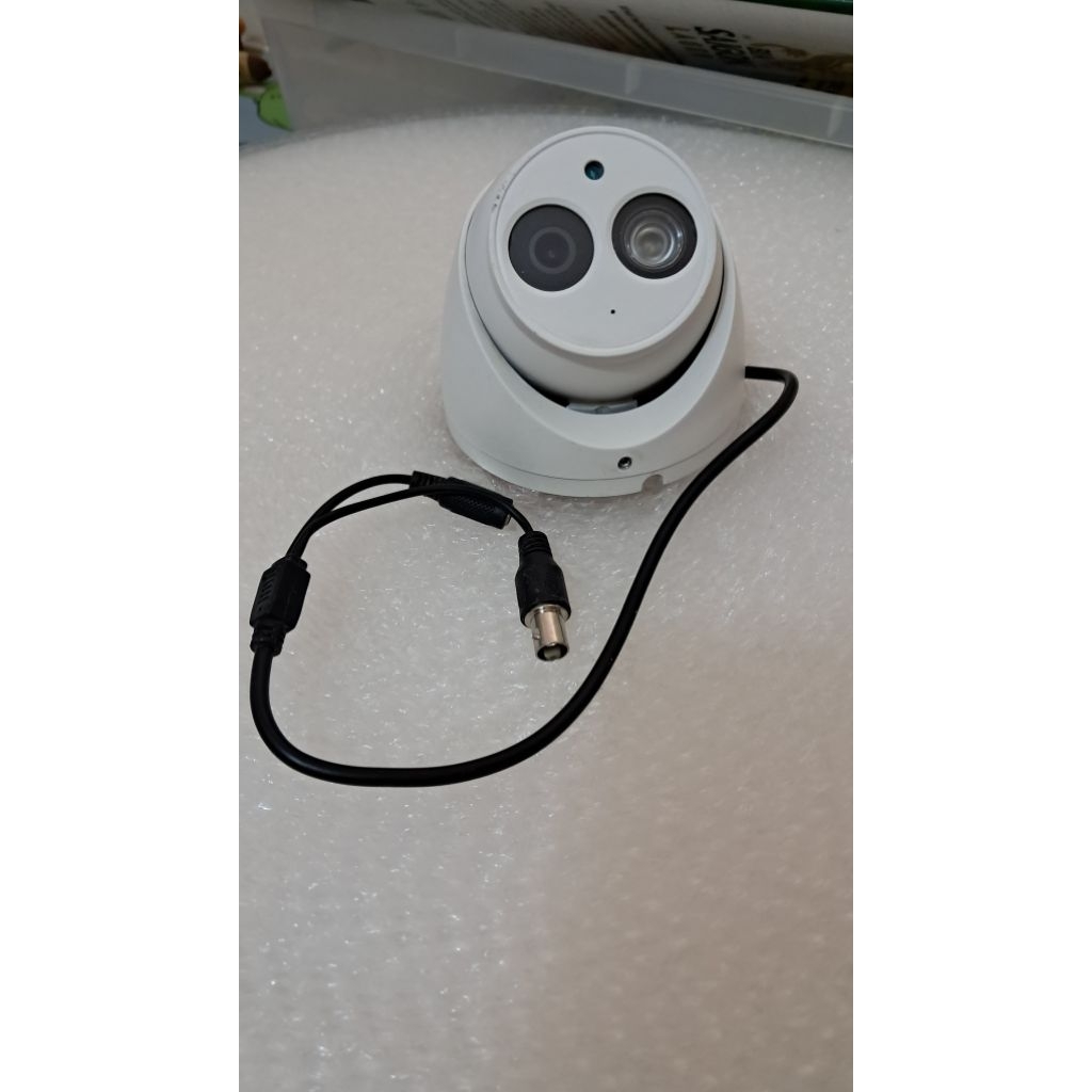 Camera Analog Kbvision cũ.Camera Kbvision dome 2.0mp KX-C2004CA đã qua sử dụng dùng cho đầu ghi.
