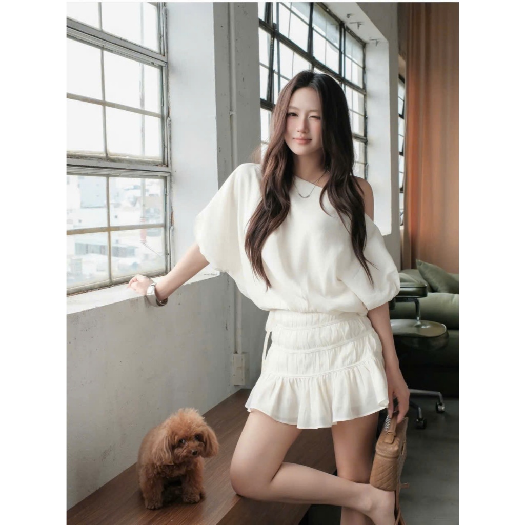(Set 2 Món): Set Áo Lệch Vai Dây Rút Eo Mix Chân Váy May Chun 3 Tầng Rúm Bèo Hack Dáng 2 Màu-Ảnh Thật Lollaye | BigBuy360 - bigbuy360.vn