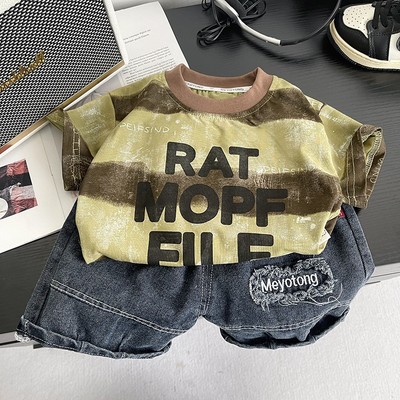 Set Đồ Bé Trai Áo Cộc Tay Kẻ Sọc To In Chữ Phối Quần Short Jean Cá Tính MINT'S CLOSET TN3743
