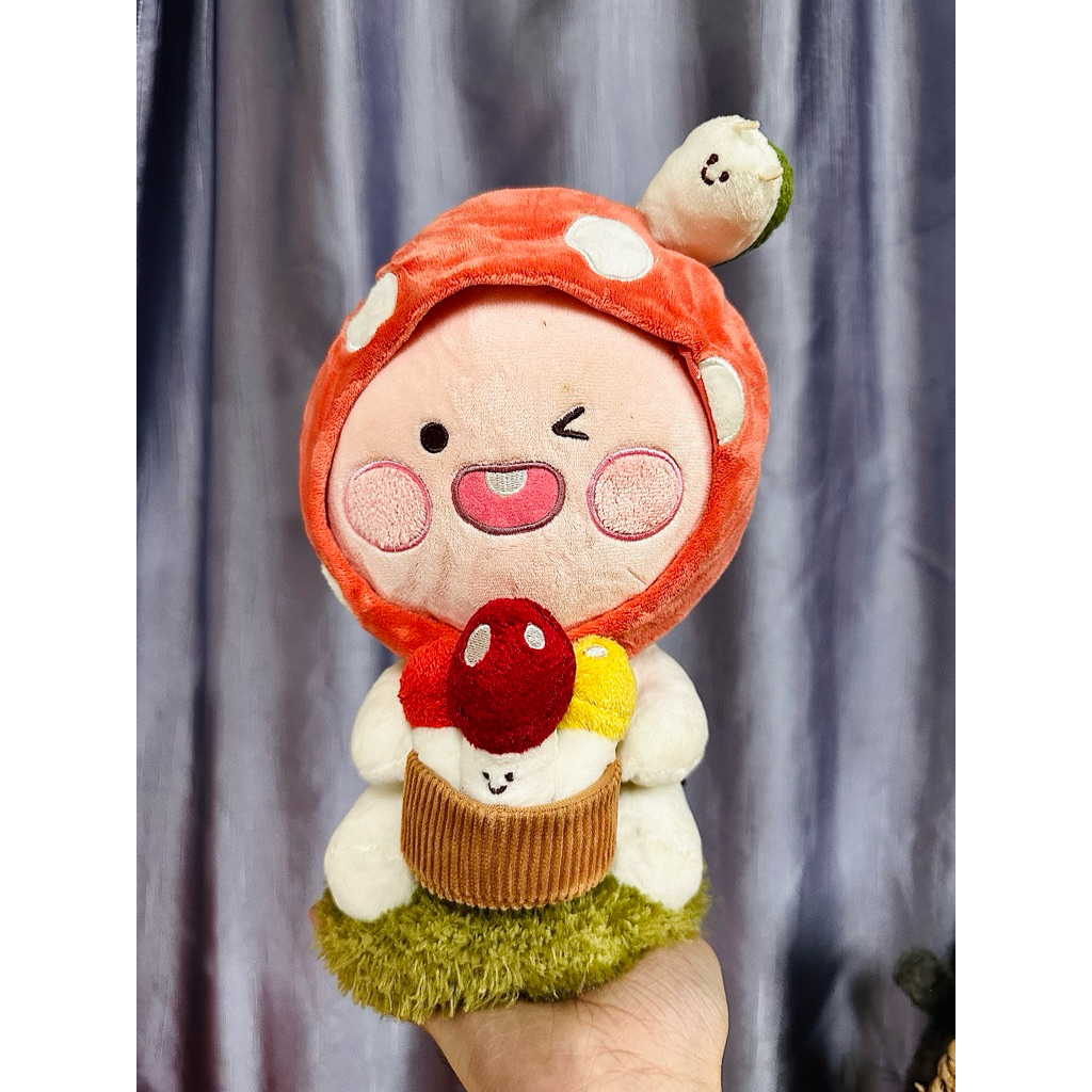 Gấu bông Đào Kakao Friends hái nấm