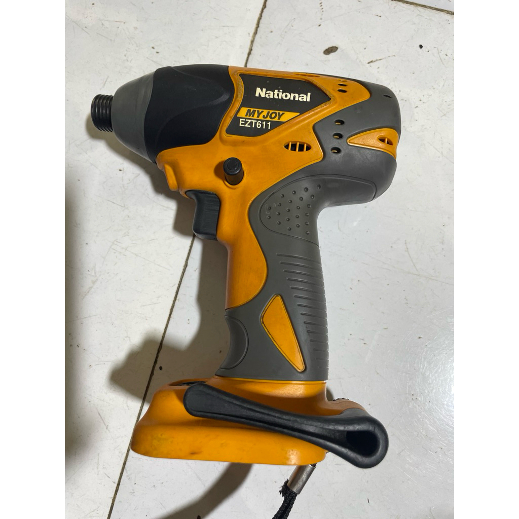 Thân Máy bắt vít National EZT611 12v Nhật bãi