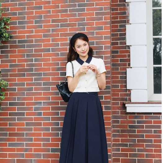 (Little Women) Áo kí giả gấm nảy phối cổ xanh, chất liệu cao cấp mịn mát nữ tính thời trang nữ Calie ACC622 | BigBuy360 - bigbuy360.vn