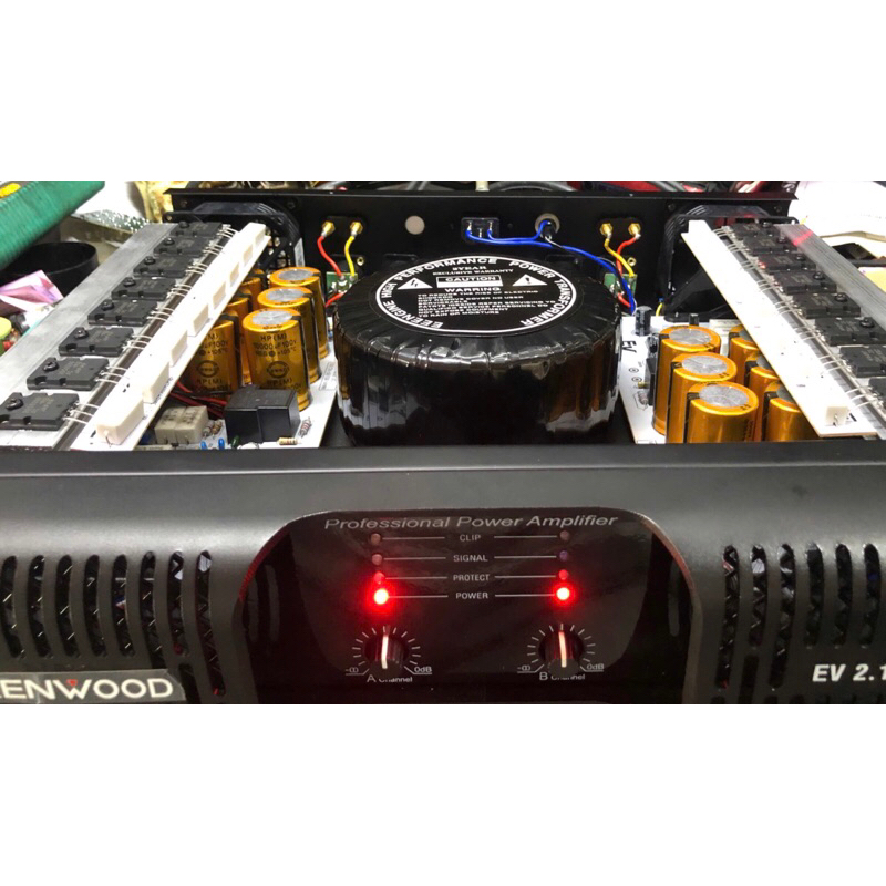 Cục Đẩy 2 Kênh Audio 2.1500. 32 sò.