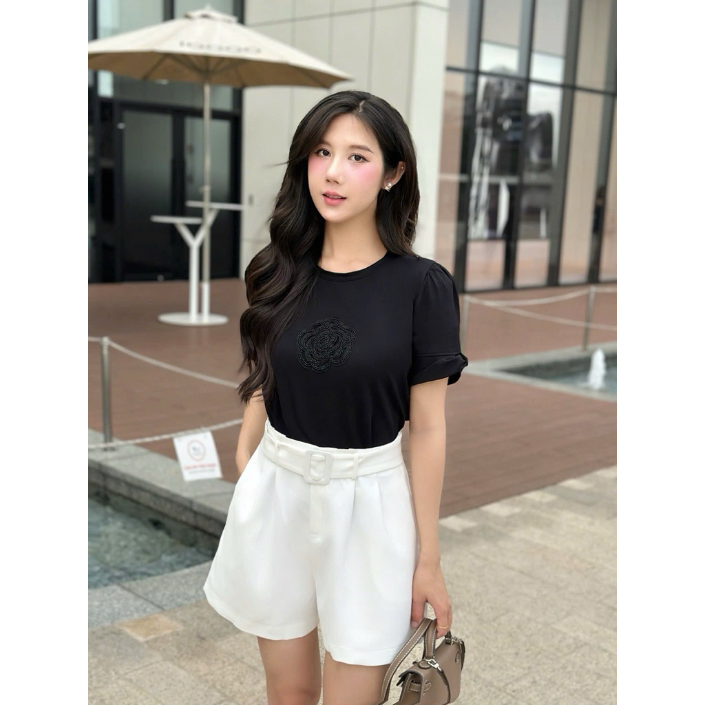 Áo pull hoa hồng