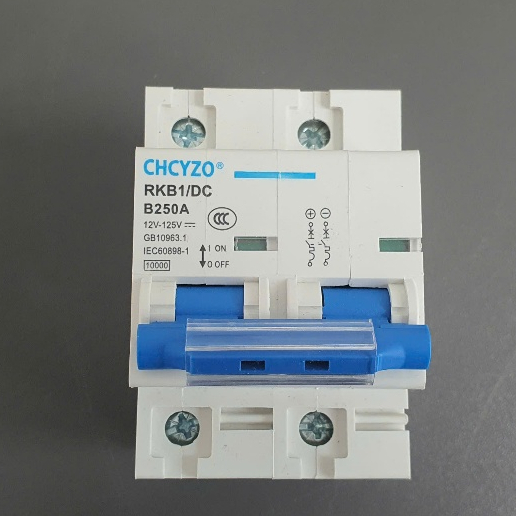 CB 125A,150A,200A,250A DC 12V-125V 2P chính hãng màu Xanh