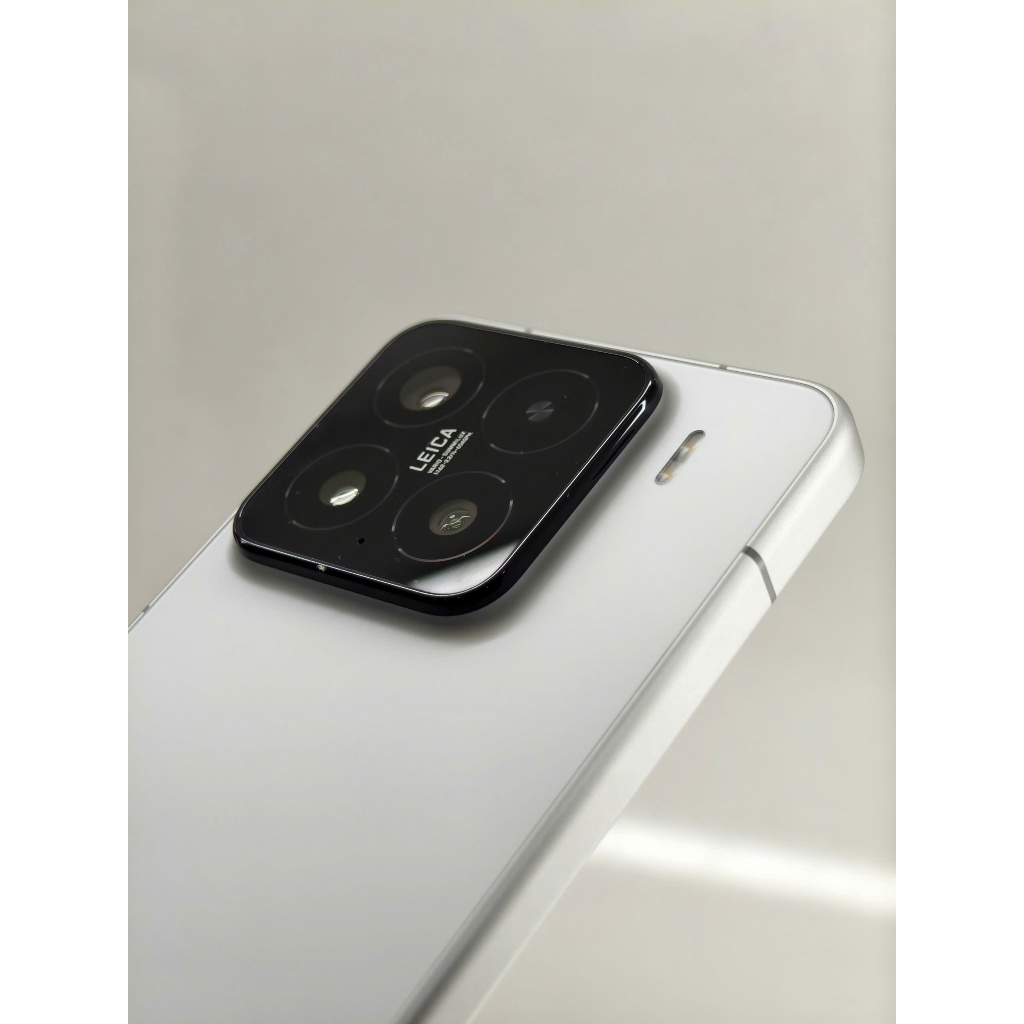 Điện thoại Xiaomi 15 Likenew Fullbox ROM QT , Snapdragon 8 Elite, Bảo hành 12 tháng, hỗ trợ lỗi 1 đổi 1 trong 30 ngày. | BigBuy360 - bigbuy360.vn