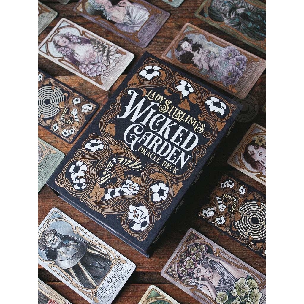 [HÀNG SẴN AUTHENTIC] Bộ bài Lady Stirling's Wicked Garden Oracle Deck by Matt Hughes 32 lá bài mạ cạ