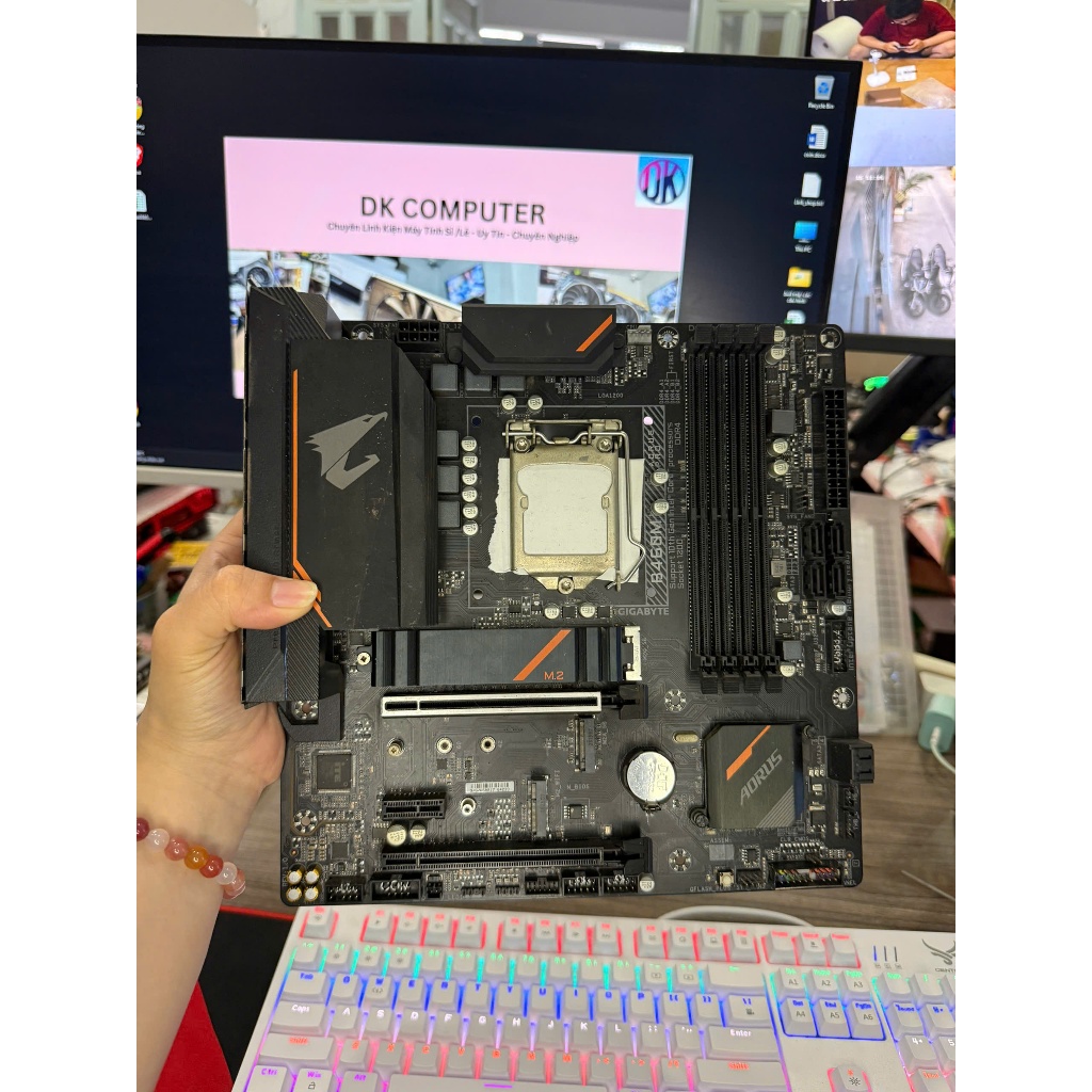 Bo mạch chủ mainboard Gigabyte B460M AORUS PRO socket LGA1200 hỗ trợ Intel thế hệ thứ 10