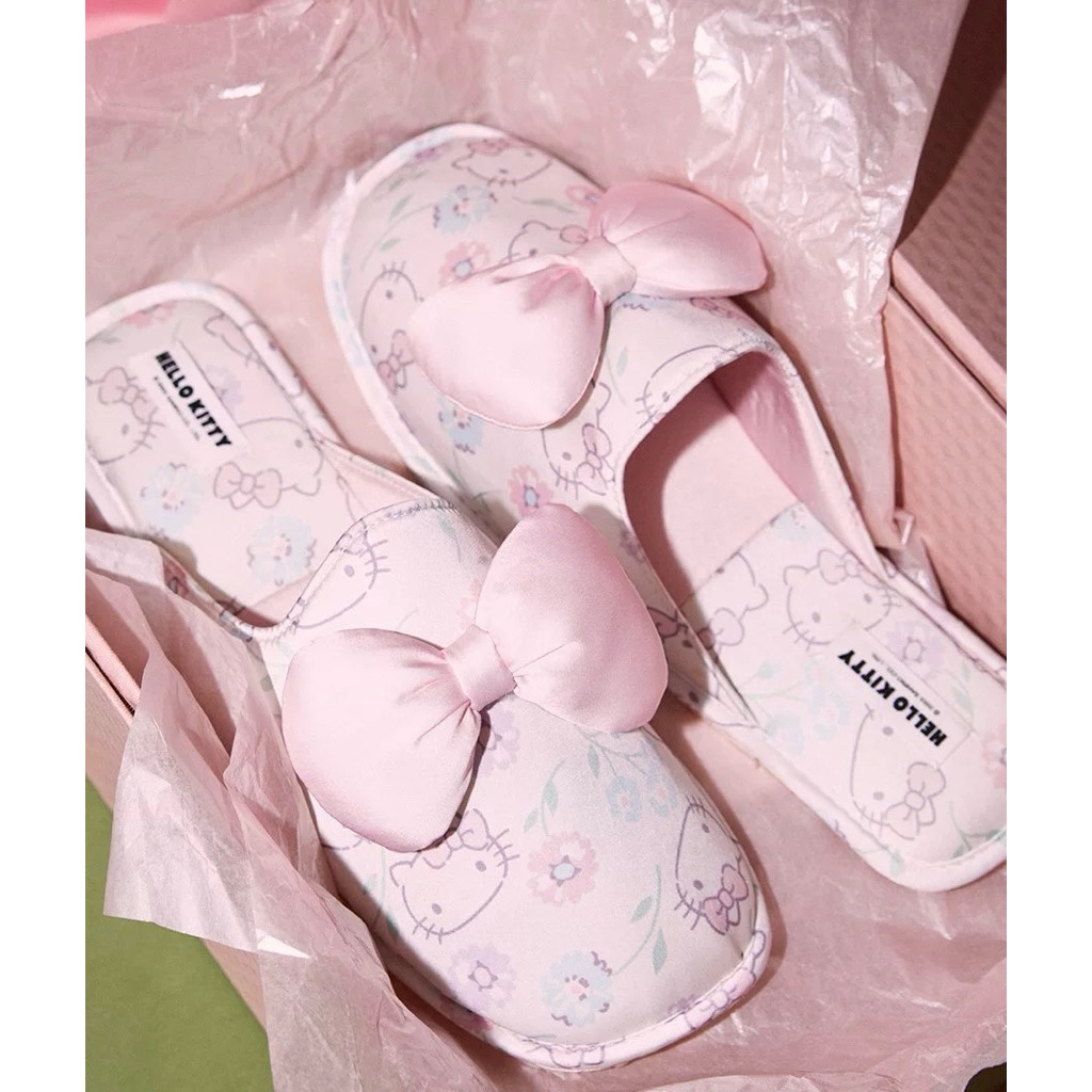Dép Hello Kitty Satin Slippers Gukoo (chính hãng)