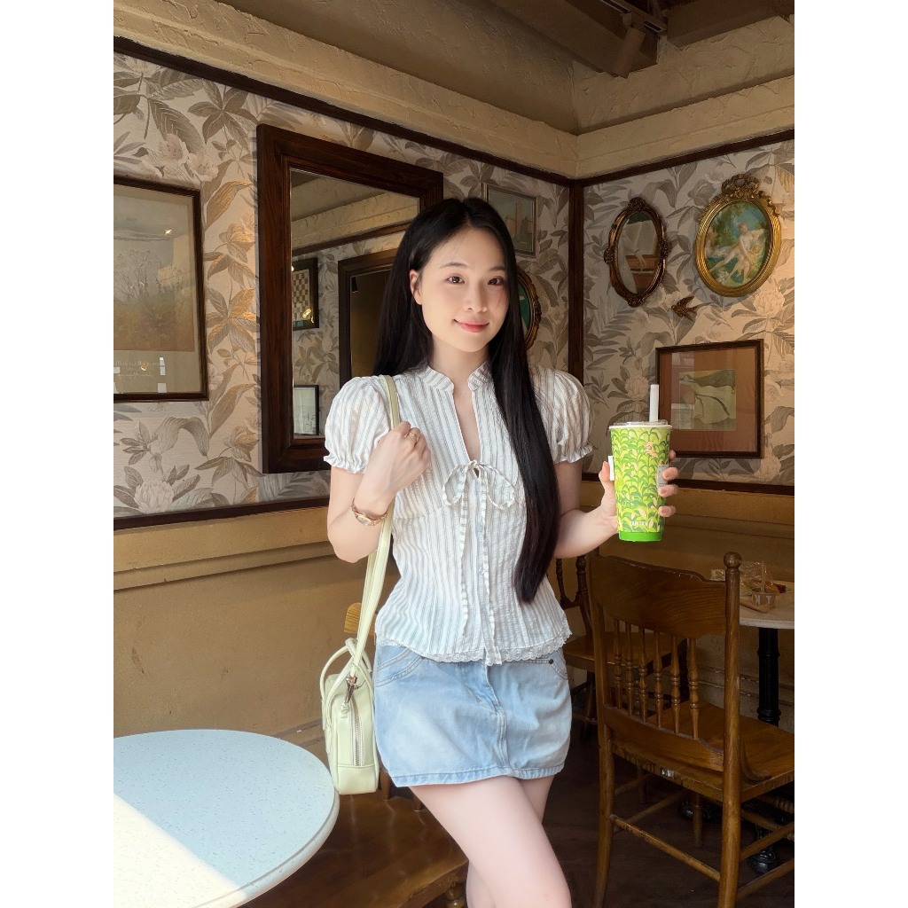 (5size) Áo kiểu nữ cổ tàu trẻ trung chít eo tôn dáng LAMO - B1550 | BigBuy360 - bigbuy360.vn