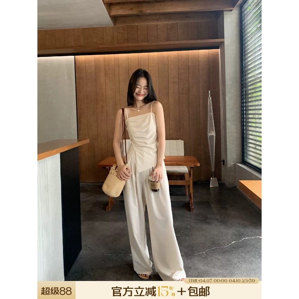 【𝐎𝐑𝐃𝐄𝐑 𝟕-𝟏𝟓 𝐧𝐠𝐚̀𝐲】- 𝟧𝟢% 𝚍𝚎𝚙𝚘𝚜𝚒𝚝 | 𝑂𝐹𝐹𝐼𝐶𝐼𝐴𝐿 | 𝐀𝐋𝐎𝐇𝐀 𝐋𝐔 | Áo hai dây xếp ly + Quần dài ống rộng - 𝐁𝐓.𝐦