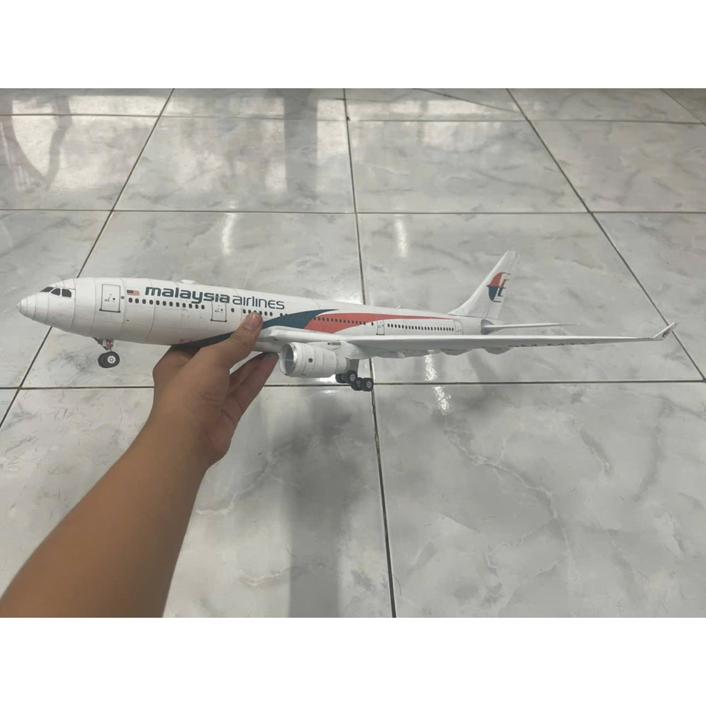 a330-200 Malaysia Airlines tỉ lệ 1/100 mô hình giấy(đọc mô tả)