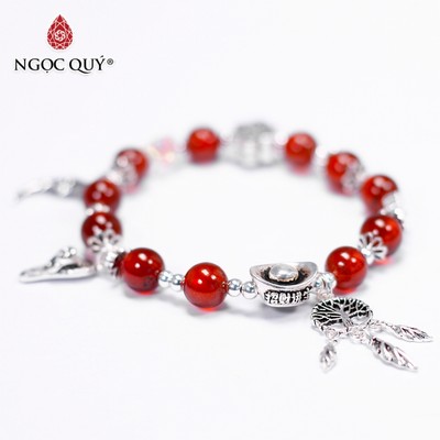 Vòng tay đá Garnet tự nhiên phối charm - Mẫu VC0346 - Ngọc Quý