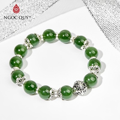 Vòng tay đá Ngọc bích tự nhiên phối charm - Mẫu VC0377 - Ngọc Quý