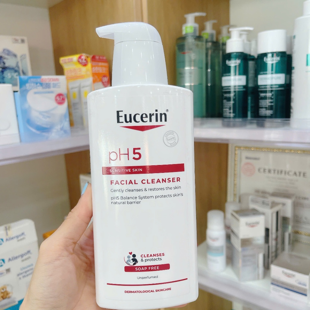 Sữa Rửa Mặt Eucerin PH5 Facial Cleanser Da Nhạy Cảm (400ml)