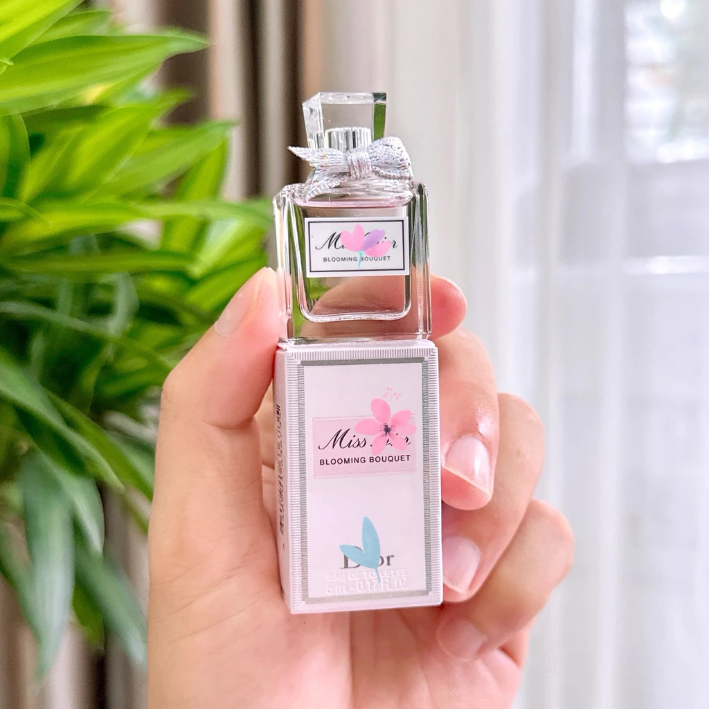 Nước hoa Blooming Bouquet Eau de Toilette