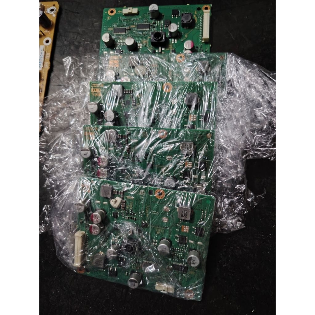 Sony 43X8000E, 43X7500E