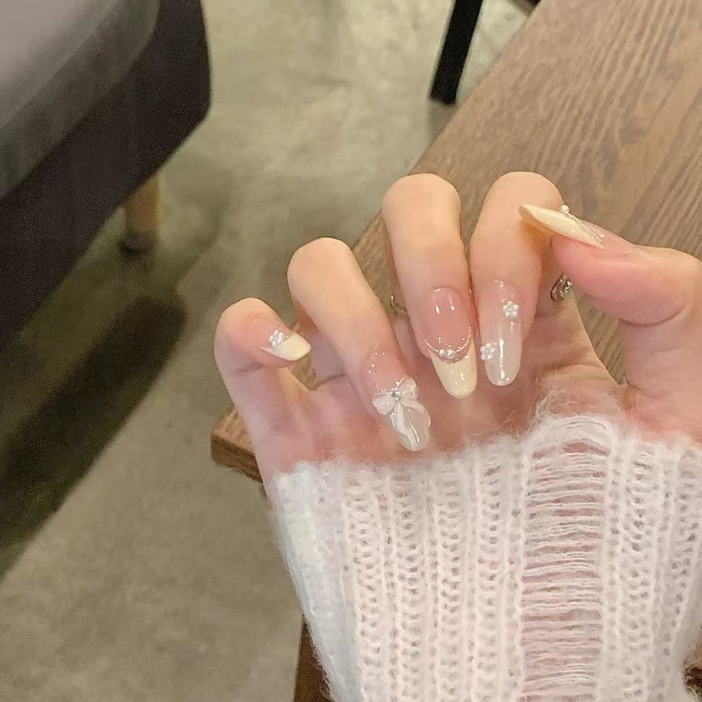 Móng Giả Đính Đá Hộp 30 Nailbox Đính Hoa & Đá Dịu Dàng Chuẩn Nàng Thơ Tặng Kèm Phụ Kiện | Rosé Nail 
