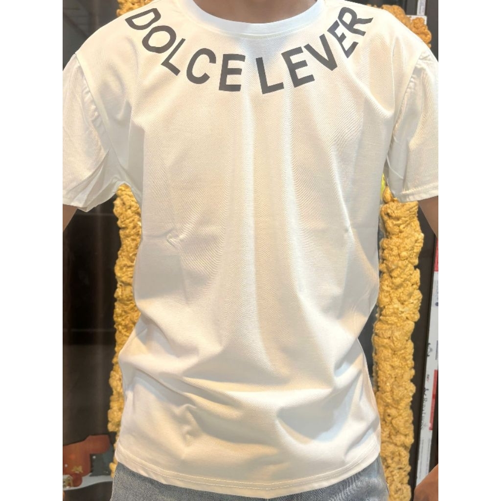 Áo thun nam nữ form rộng in chữ DOLCE LEVER – chất cotton mềm mịn, basic dễ phối