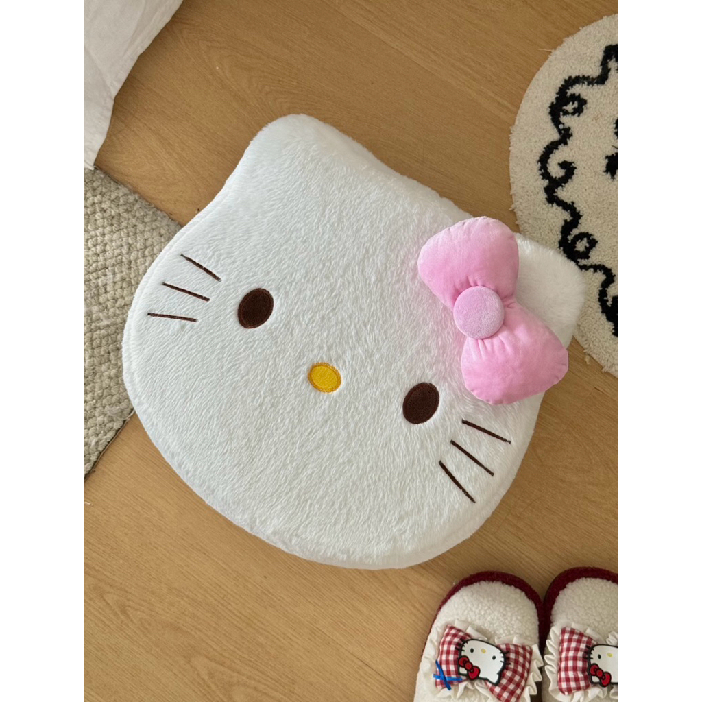 Ghế đẩu Hello Kitty 2 màu dễ thương nhập khẩu cao cấp / Hello Kitty Stool
