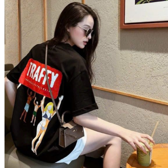 Áo Thun TRAFFY Bikini 2026 Unisex Nam Nữ Form Rộng Chất Vải 260gsm ROMANCE STUDIO Full Tag Mác