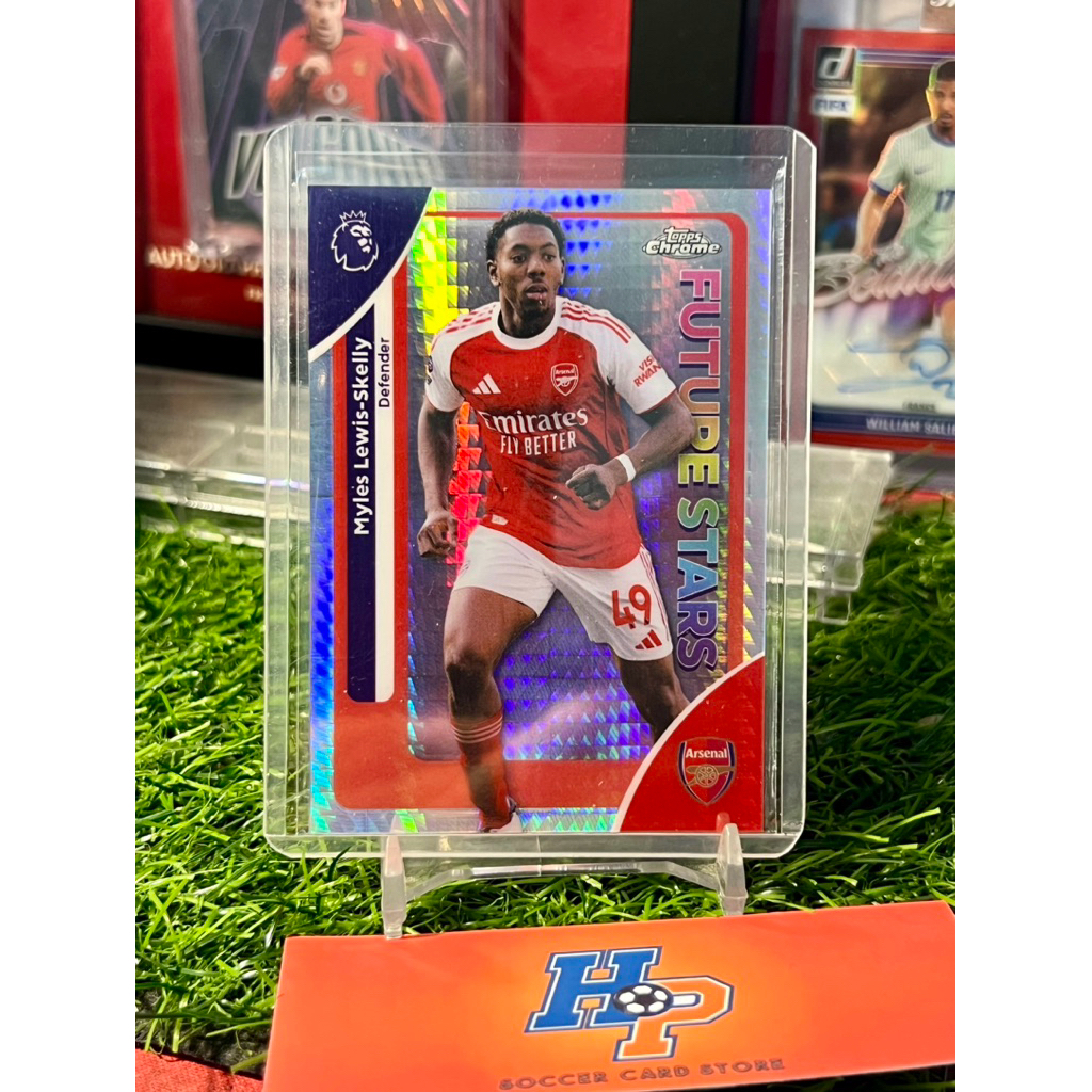 Thẻ bóng đá Lewis Skelly Future Star Pulsar Topps Chrome EPL 2025/26