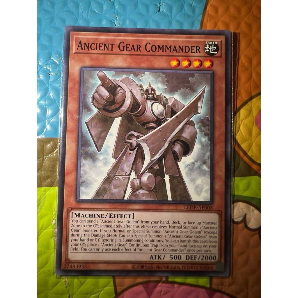 Thẻ bài Ancient gear commander