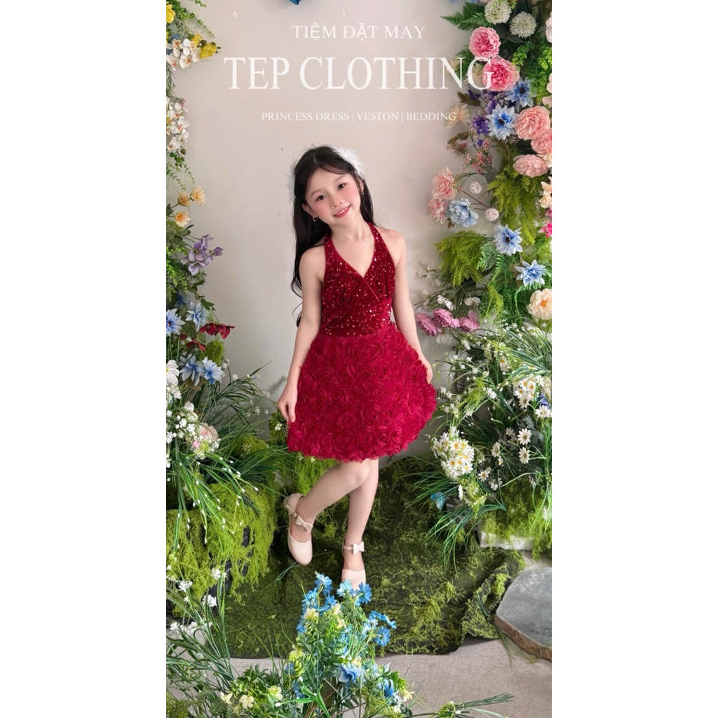 𝐂𝐇𝐎𝐔 Đầm Cổ Yếm Chân Váy Hoa Nổi By Tep Clothing