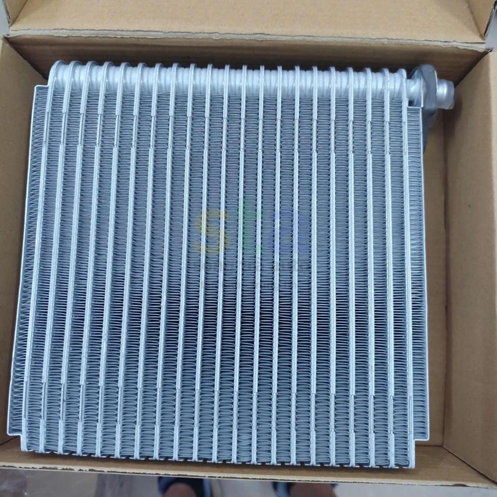 Dàn lạnh Ford Focus 2009, 2010, 2011. Giàn lạnh Focus 1.8, Focus 2.0. Két lạnh điều hoà Focus