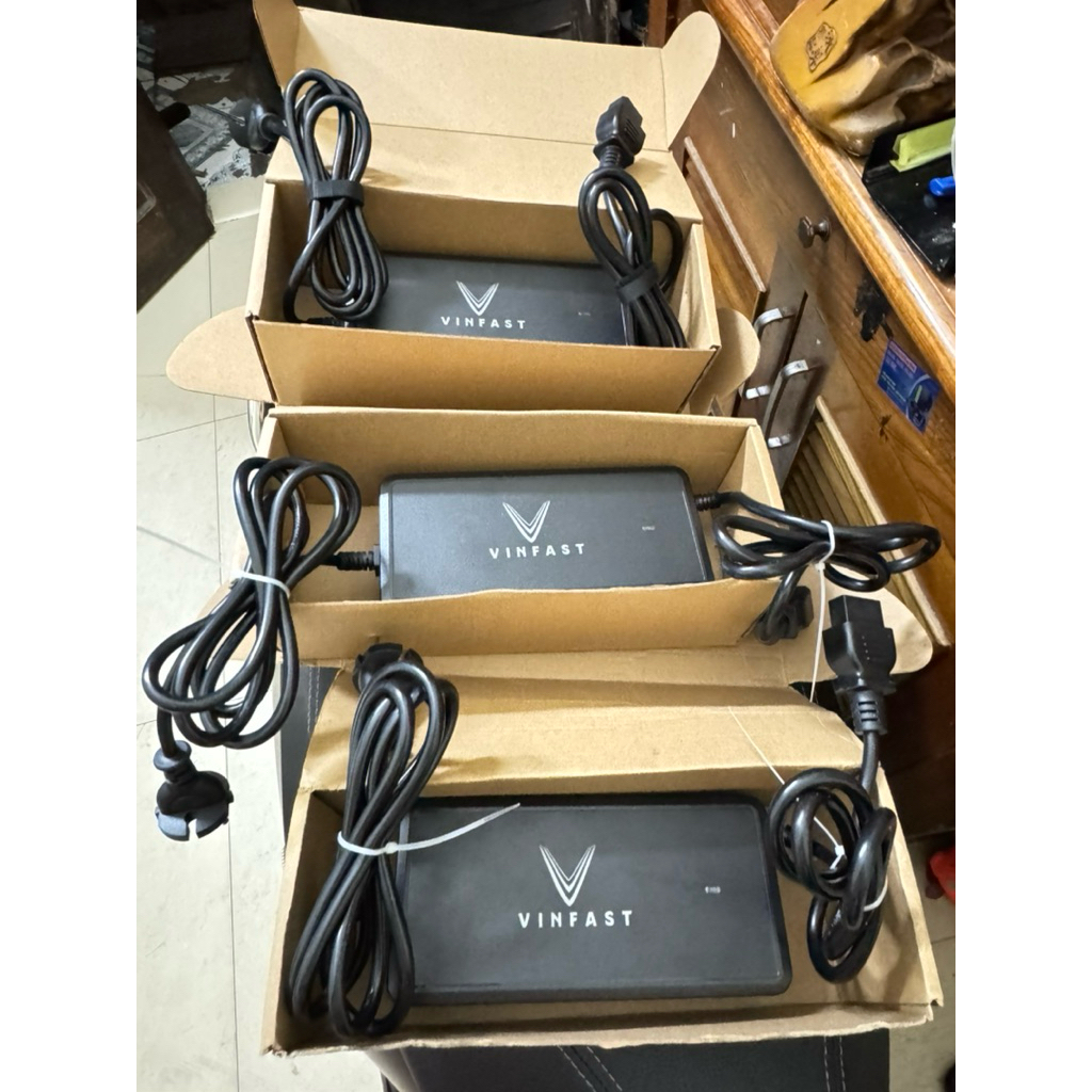 SẠC XE ĐIỆN VINFAST 400w