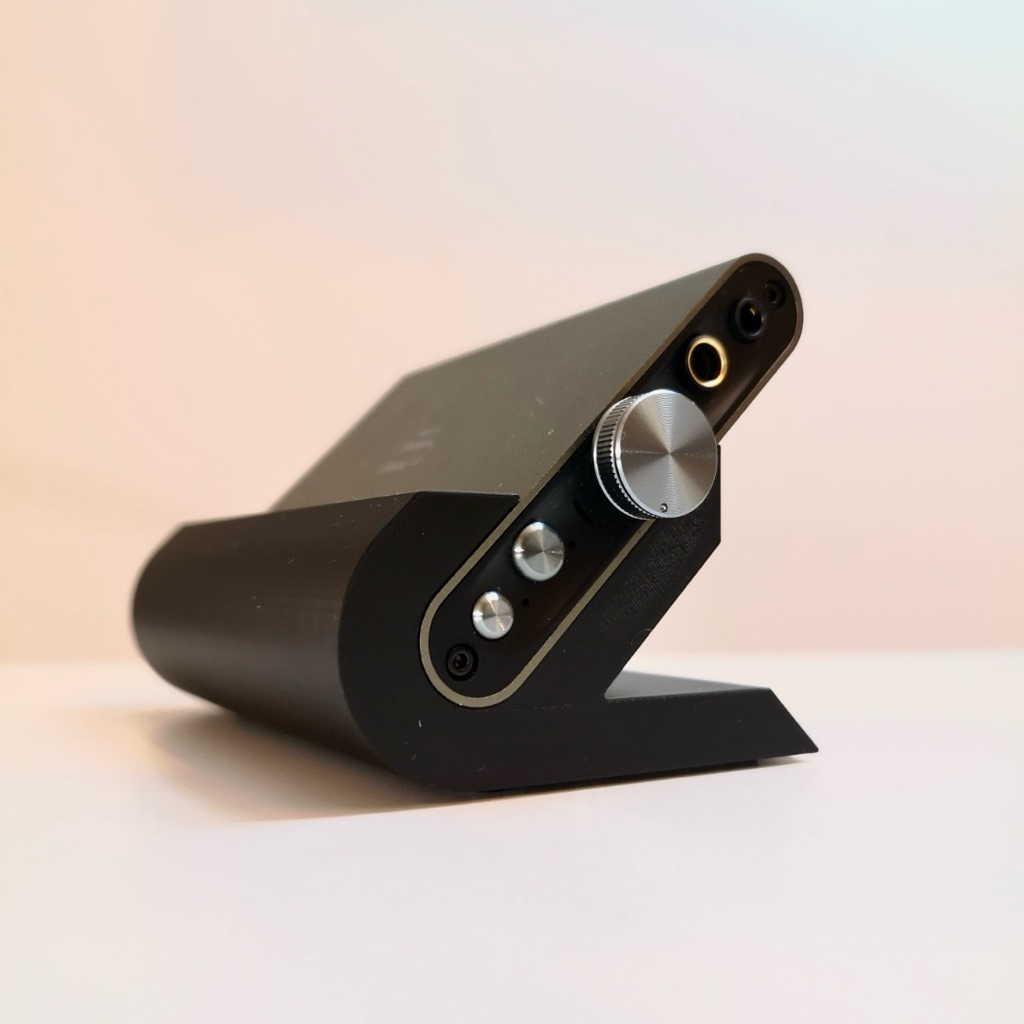 Giá đỡ chuyên dụng cho iFi Hip DAC Amp – Chống trượt, chống trầy, cố định tuyệt đối