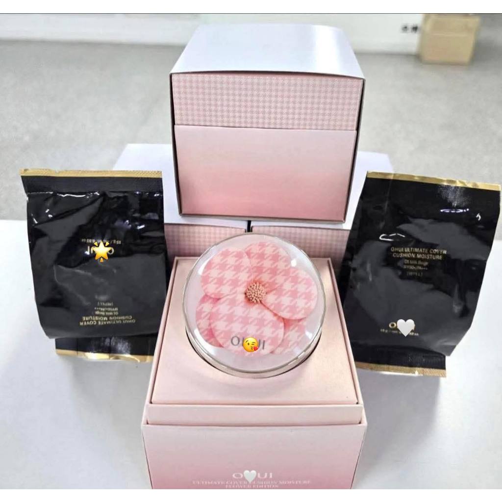 Set cushion Ohui hoa Limited 2024, cushion Ohui 1 hộp chính tặng 2 lõi