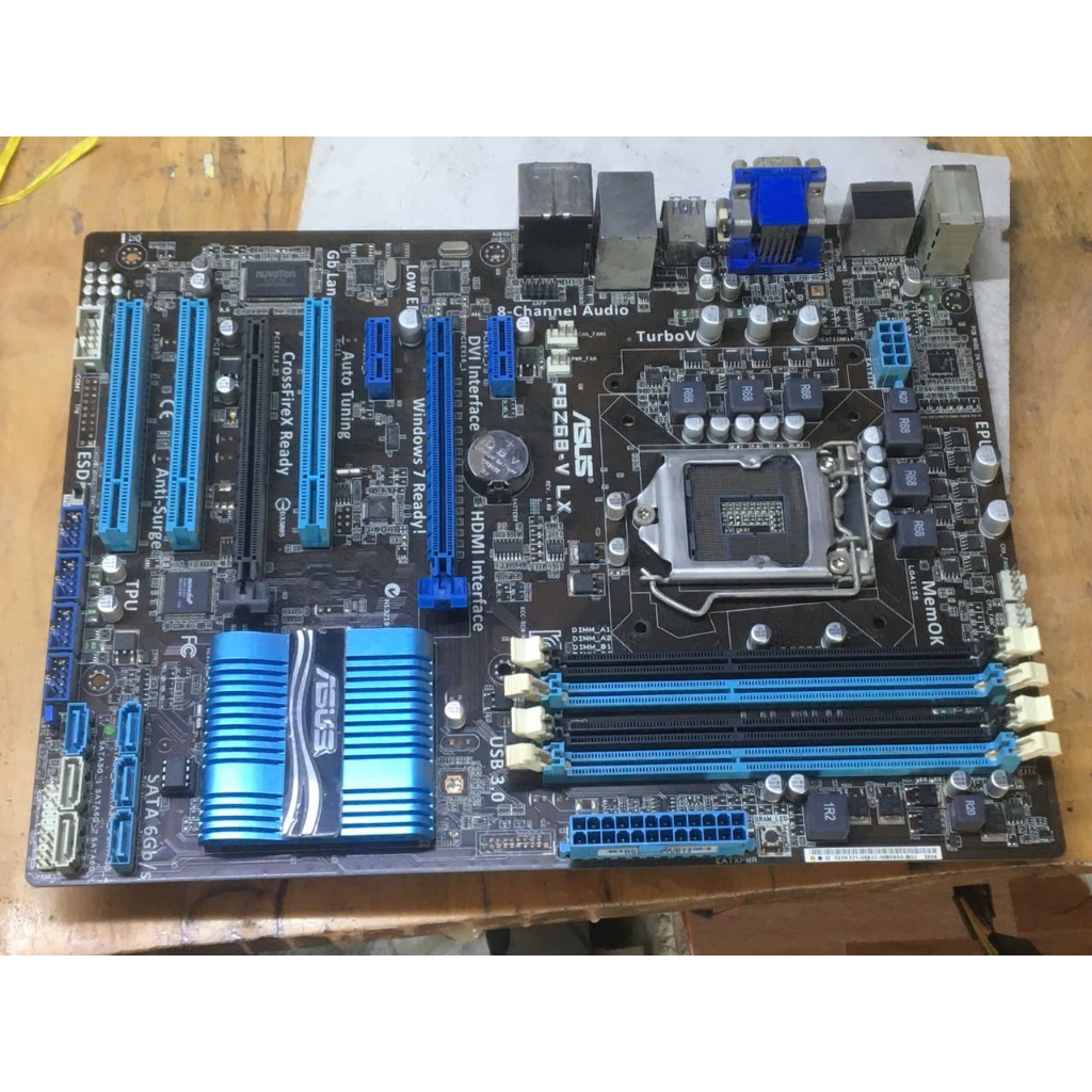 Mainboard ASUS P8Z68 - V LX