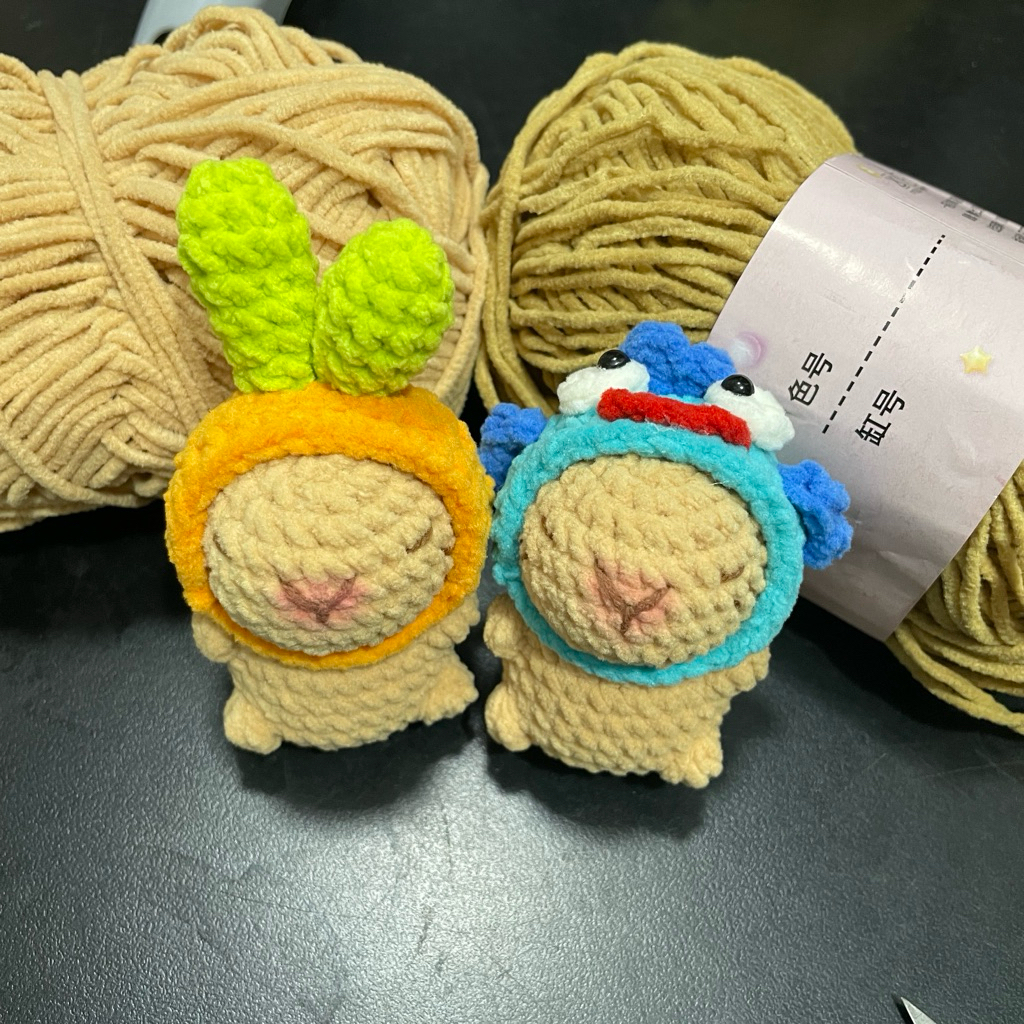 Capybara len handmade đội mũ siêu cưng | Móc khoá capybara mini