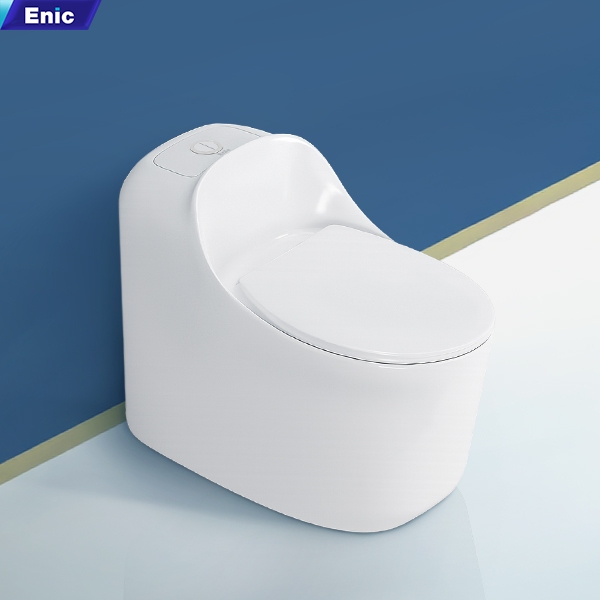 Bồn cầu trứng Enic E33 trắng, thiết kế nguyên khối chắc chắn,chất liệu men chống bám bẩn