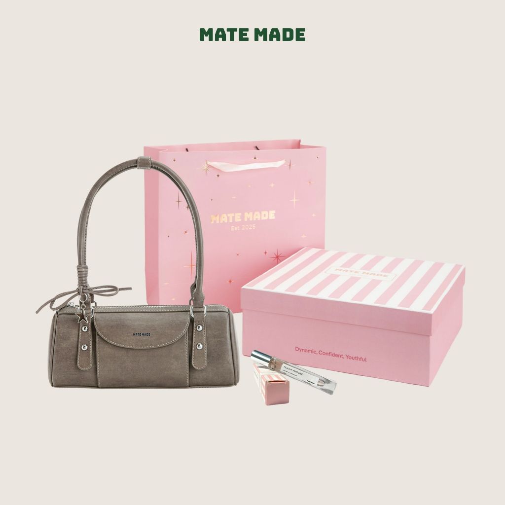 Set Quà Tặng MATE MADE Túi Đeo Vai Cinnamon Kèm Charm, Nước Hoa, Hộp Quà Hồng Kẻ Trắng (Tặng Bạn Thâ