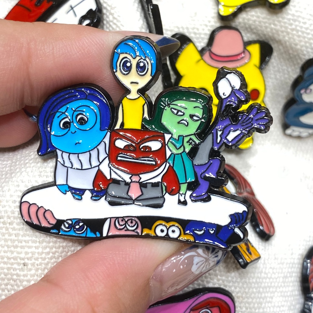 Pin Kim Loại Cài Áo Inside Out 2 - Huy Hiệu Cảm Xúc Joy, Sadness, Anxiety, Ennui Trang Trí Balo & Tú