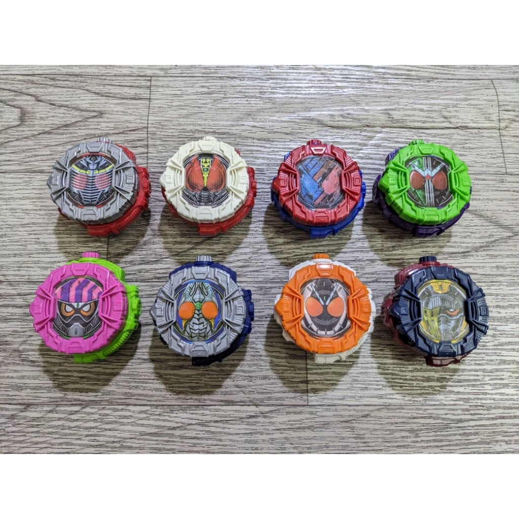 Đồ chơi chính hãng Bandai Ridewatch hàng candy Kamen Rider Zi-O